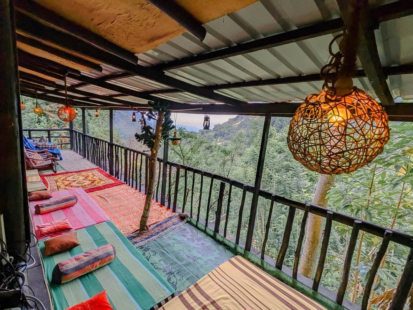 Hilltop Wood Lodge Ella Ngoại thất bức ảnh